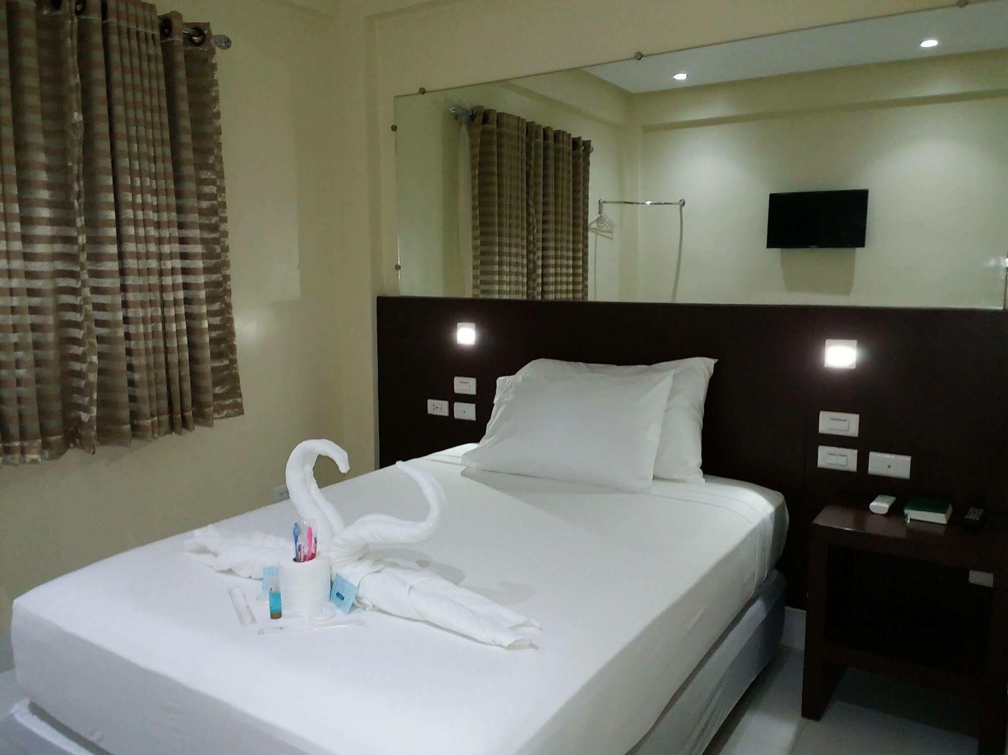 Boracay Midtown Hotel Balabag  Dış mekan fotoğraf